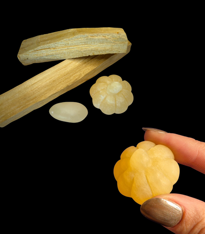 Set Citrouille calcite jaune et palo santo
